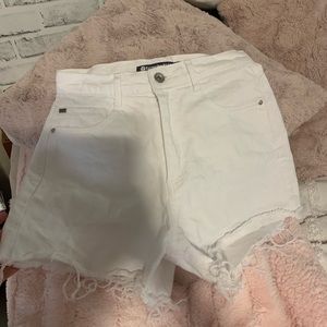 Tractr Blu White Jean Shorts High Rise